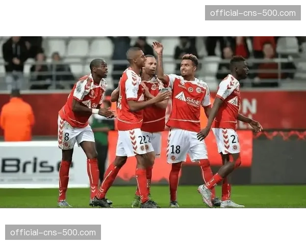 绝杀与反绝杀:复盘兰斯与斯特拉斯堡比赛最后十分钟的跌宕起伏 绝杀与反绝杀:复盘兰斯与斯特拉斯堡比赛最后十分钟的跌宕起伏