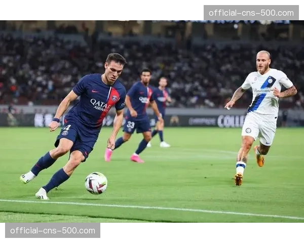 梅斯1-3巴黎FC：客队51%控球率，主队防线漏洞导致高失球xG